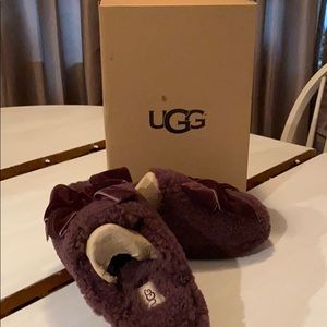 Ugg slippers
